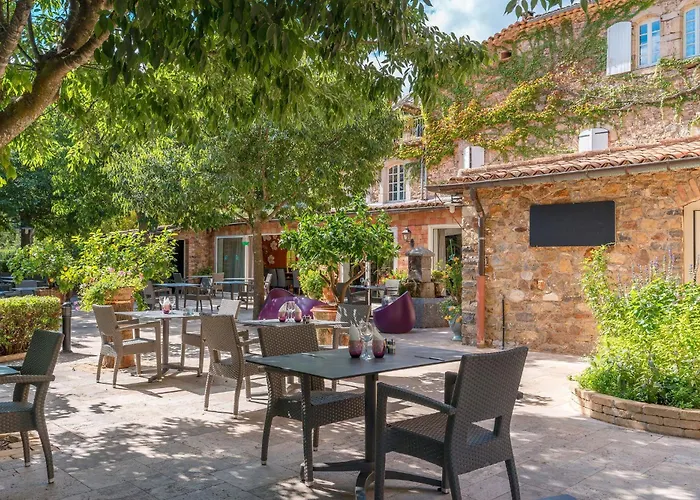Logis Hôtel Restaurant Le Pradinas